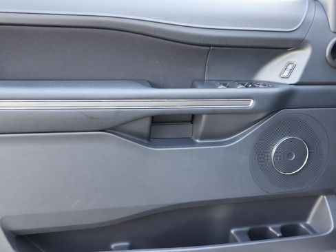 Used 2023 Ford Expedition XL image 13