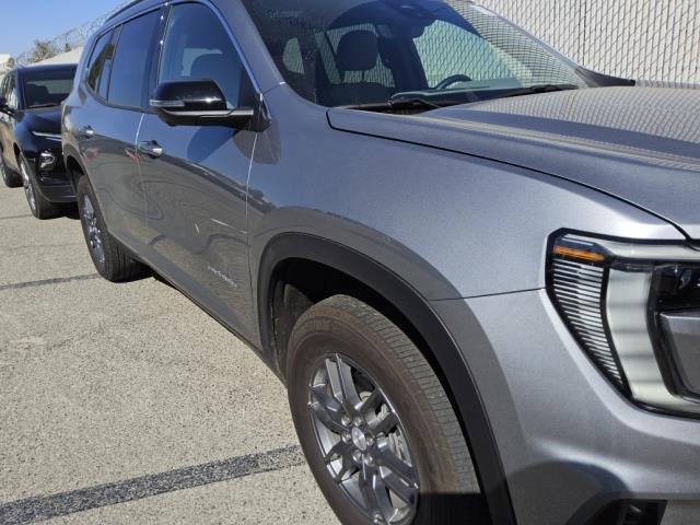 Used 2026 GMC Acadia Elevation FWD image 4