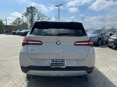 Certified 2025 BMW X3 xDrive30i image 4