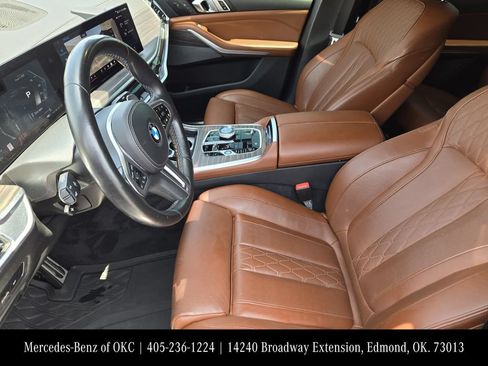 Used 2025 BMW X7 M60i AWD/4WD image 11