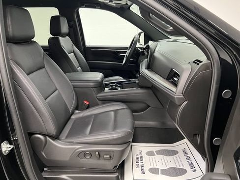 Used 2025 Chevrolet Tahoe LT AWD/4WD image 52