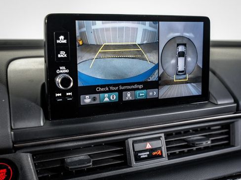 Used 2025 Honda Pilot TrailSport image 33