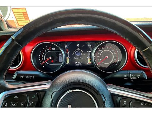 Used 2020 Jeep Gladiator Rubicon AWD/4WD image 23