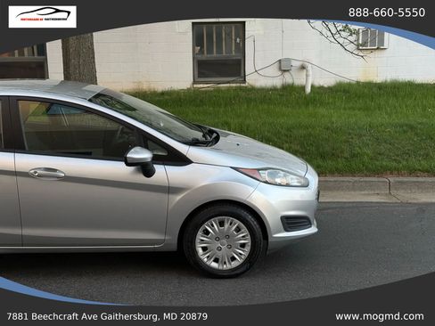 Used 2015 Ford Fiesta S FWD image 7