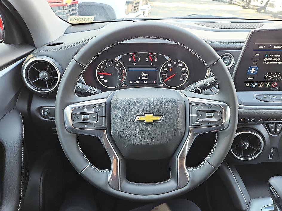 New 2026 Chevrolet Blazer LT AWD/4WD image 17