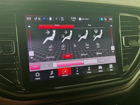 Used 2024 Dodge Durango GT image 18