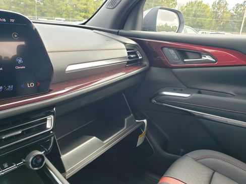 New 2026 Chevrolet Traverse RS w/ LPO, Floor Liner Package image 25