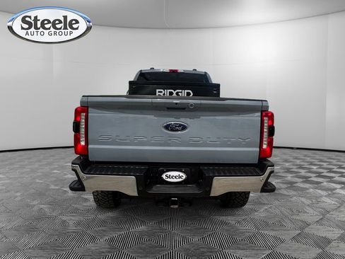 Used 2025 Ford F250 Lariat w/ FX4 Off-Road Package image 4