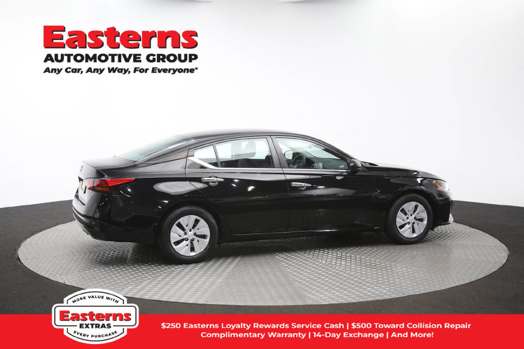 Used 2023 Nissan Altima 2.5 S FWD image 43