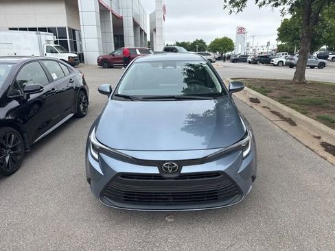 Used 2026 Toyota Corolla LE w/ LE Premium Package FWD image 2
