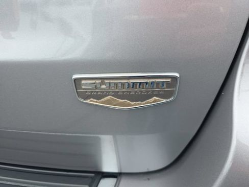 Used 2020 Jeep Grand Cherokee Summit AWD/4WD image 51