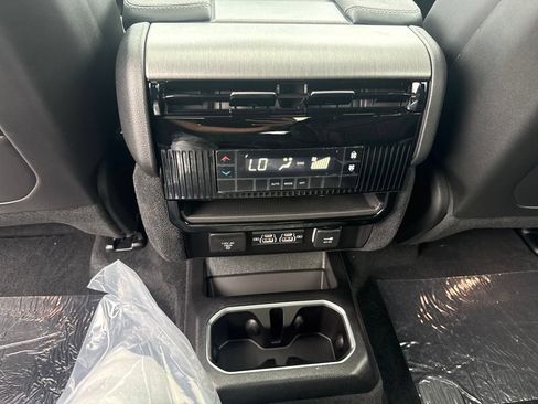 New 2026 Jeep Grand Wagoneer 4WD image 20