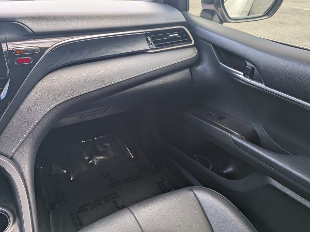 Used 2024 Toyota Camry SE FWD image 16
