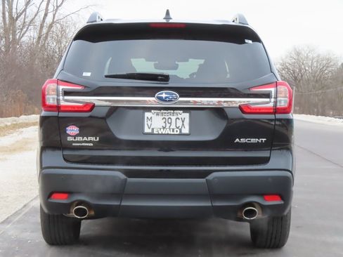 Used 2024 Subaru Ascent Premium w/ Convenience Package image 13