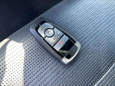 Used 2024 Ford Mustang GT Premium RWD image 18