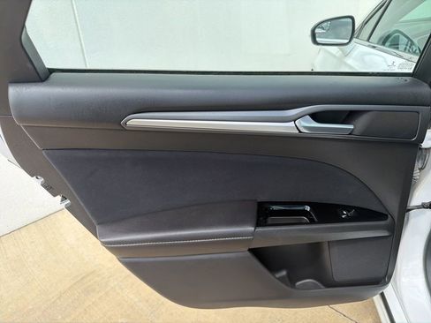 Used 2013 Ford Fusion SE image 14