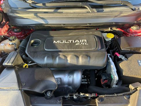 Used 2014 Jeep Cherokee Limited image 22