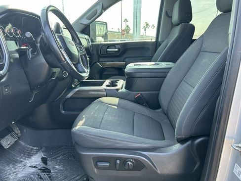 Used 2022 Chevrolet Silverado 2500 LT w/ Convenience Package image 11