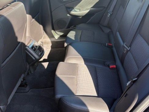 Used 2019 Chevrolet Impala LT w/ LT Convenience Package image 12