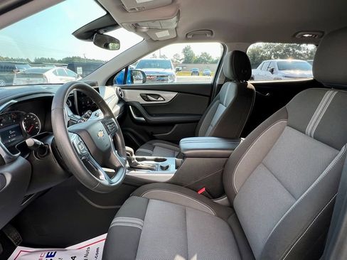 Used 2025 Chevrolet Blazer LT image 18