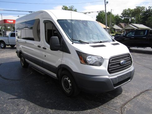 Used 2017 Ford Transit 350 XL image 5