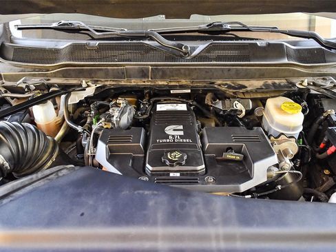 Used 2021 RAM 2500 Laramie image 26