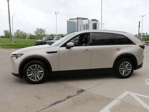Used 2024 MAZDA CX-90 3.3 Turbo w/ Preferred Plus AWD/4WD image 3