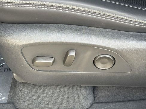 Used 2025 GMC Sierra EV Denali image 22