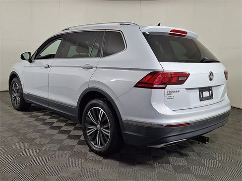 Used 2018 Volkswagen Tiguan SEL image 7