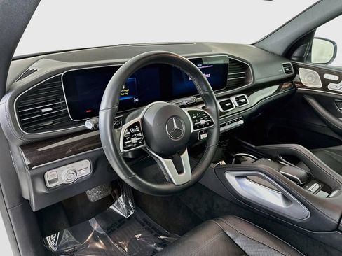 Certified 2021 Mercedes-Benz GLS 450 4MATIC image 9