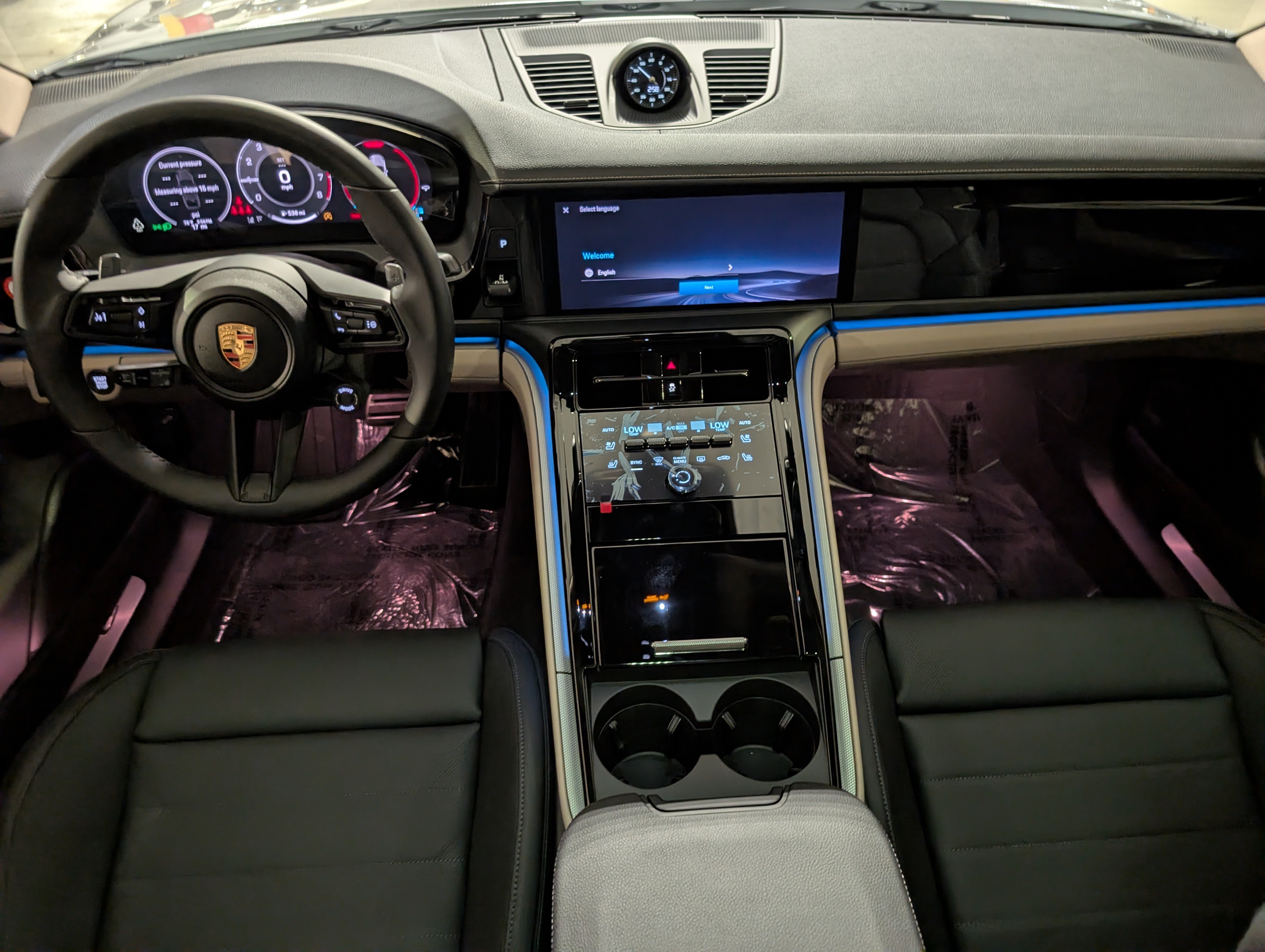 New 2026 Porsche Panamera 4 AWD/4WD image 7