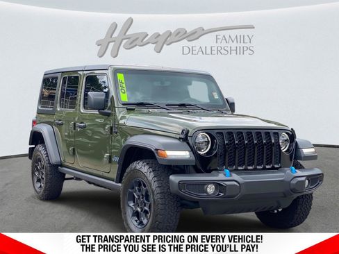 Used 2023 Jeep Wrangler Unlimited w/ 8.4" Radio Group AWD/4WD image 1
