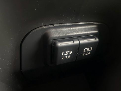 Used 2019 Toyota RAV4 XLE w/ Convenience Package AWD/4WD image 23
