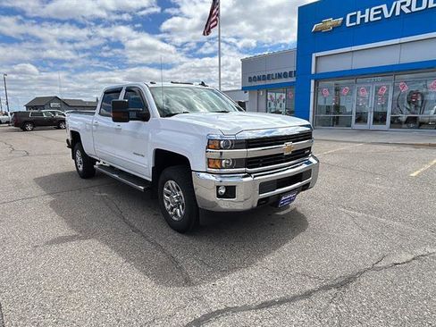 Used 2016 Chevrolet Silverado 2500 LT w/ LT Convenience Package AWD/4WD image 9