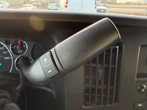 Used 2020 Chevrolet Express 2500 w/ Driver Convenience Package image 30