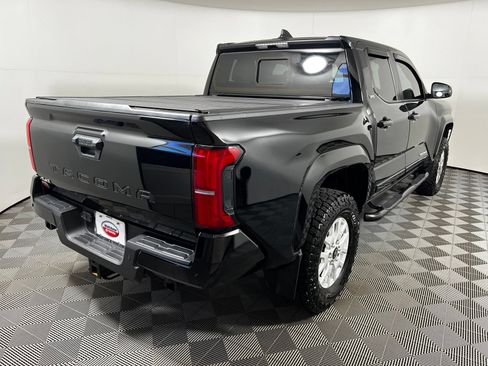 Used 2024 Toyota Tacoma SR5 AWD/4WD image 5