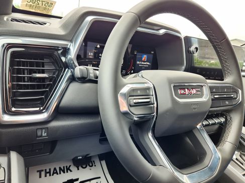 New 2025 GMC Canyon Elevation image 13