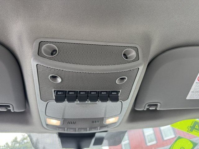 Used 2022 Ford F250 XL w/ STX Appearance Package AWD/4WD image 17