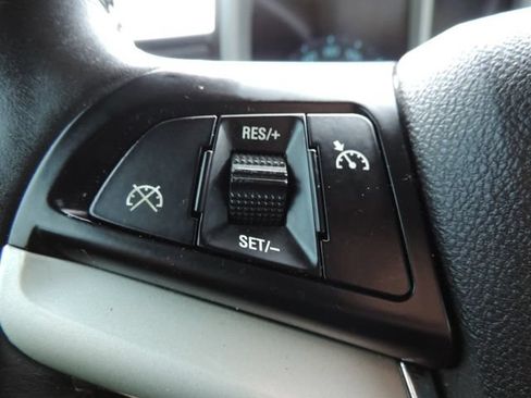 Used 2015 Chevrolet Camaro LT RWD image 27