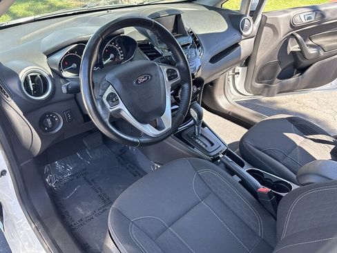 Used 2015 Ford Fiesta SE w/ Equipment Group 201A FWD image 23