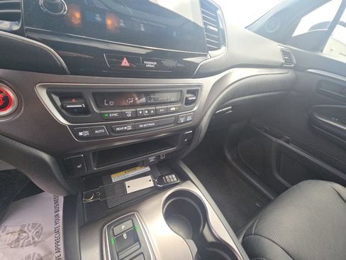 Used 2023 Honda Passport EX-L image 23