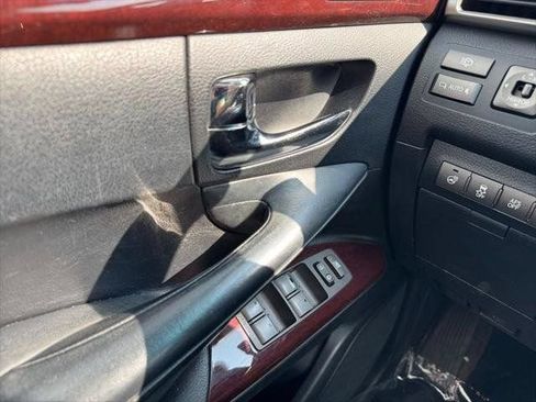Used 2014 Lexus LX 570 4WD image 43