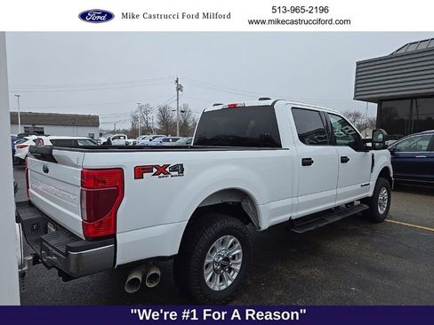 Used 2022 Ford F250 XLT w/ FX4 Off-Road Package image 3