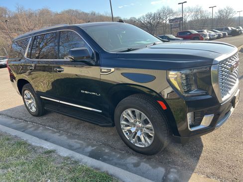 Used 2022 GMC Yukon Denali w/ Max Trailering Package image 3