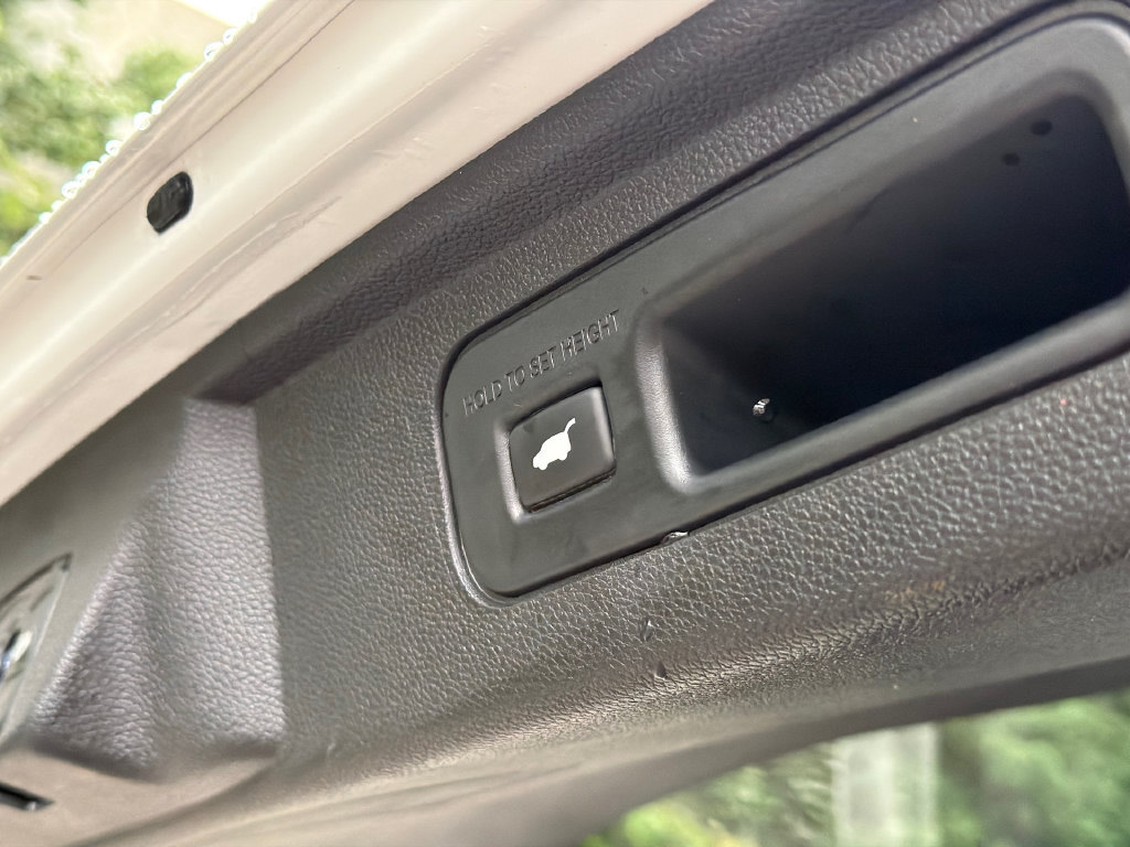 Used 2023 Honda Odyssey Touring image 9