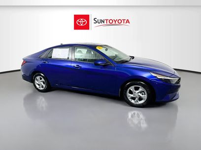 Used 2023 Hyundai Elantra SE w/ Cargo Package