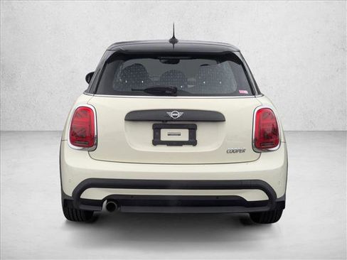 Certified 2023 MINI Cooper 4-Door Hardtop image 7