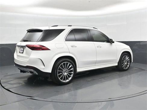 Used 2024 Mercedes-Benz GLE 350 4MATIC image 4