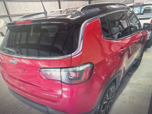 Used 2023 Jeep Compass Limited image 3