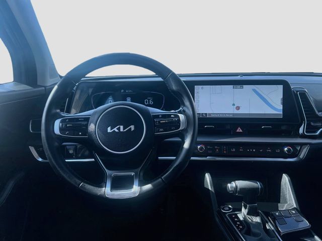 Used 2025 Kia Sportage EX AWD/4WD image 22